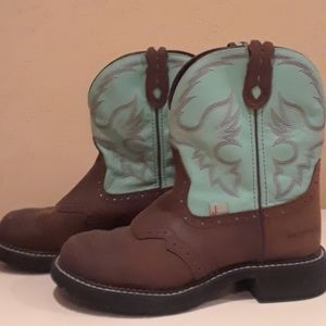 Women's Justin Gypsy cowboy boots